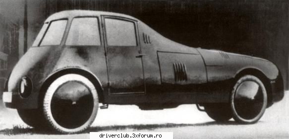 automobil de formă cu patru roţi montate formei realizata intre anii 1922-1924 de aurel