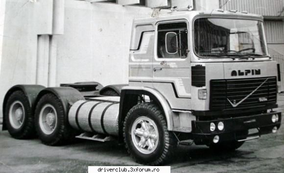 ROMAN - Roman 27.320 FS - autotractor echipat cu motor V8 - Marci autohtone