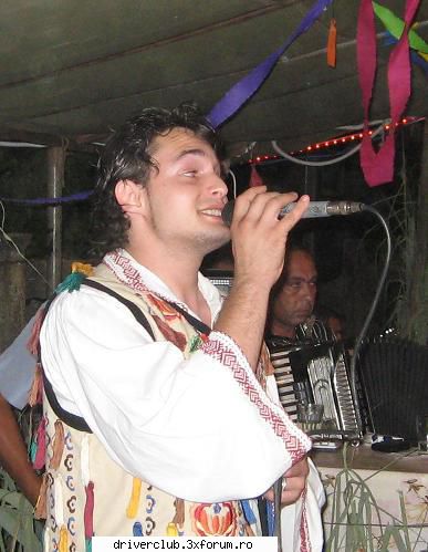 Salutare din partea mea - Salutare!!! Sunt Gabriel Popa , am 27 de ani - Prezentare useri